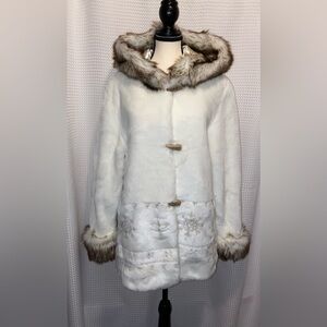 Women’s NUAGE vintage Faux Fur Hooded Parka with Satin Lining sz‎ small NWT